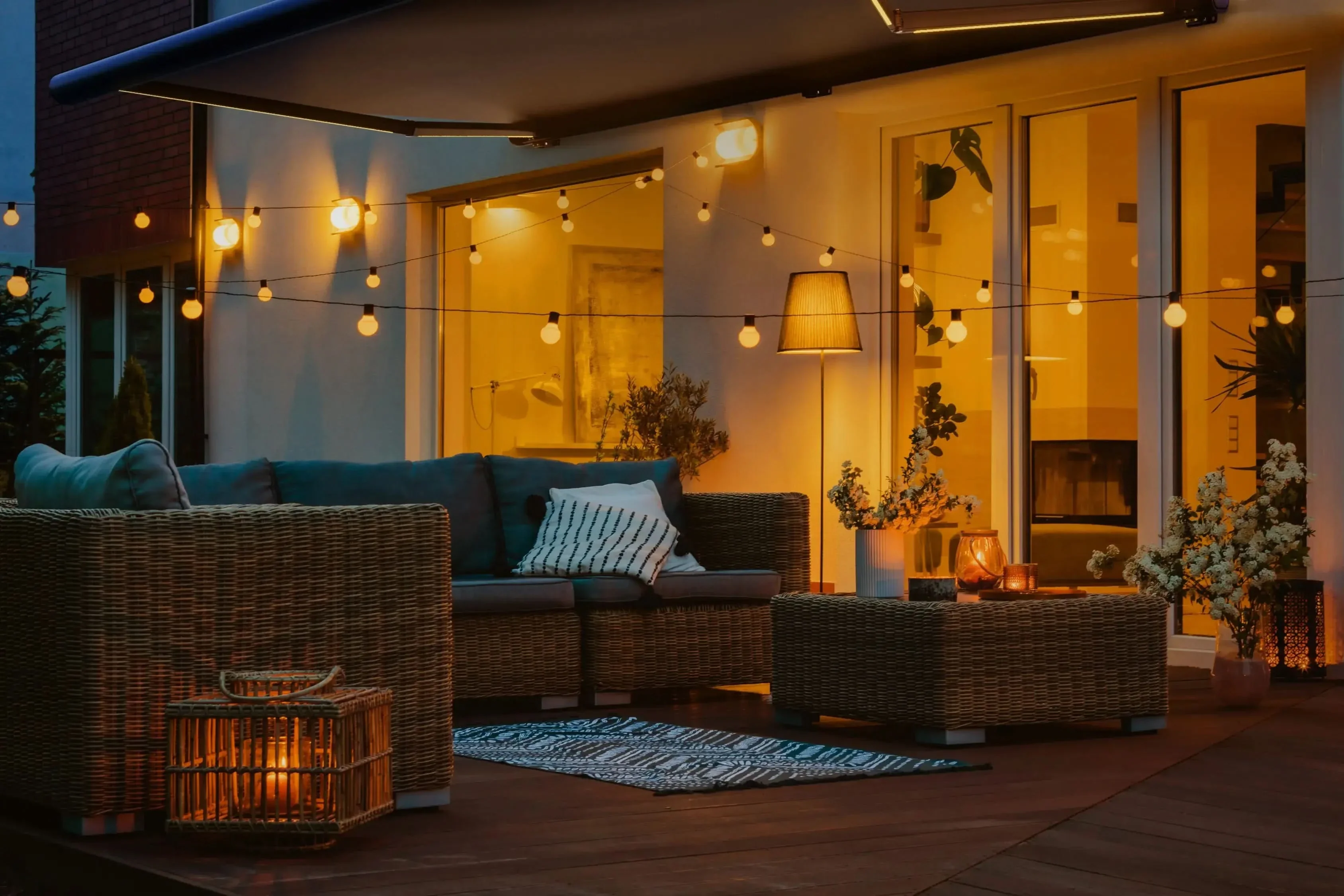 Hansø Electric Retractable Awning - Image 9